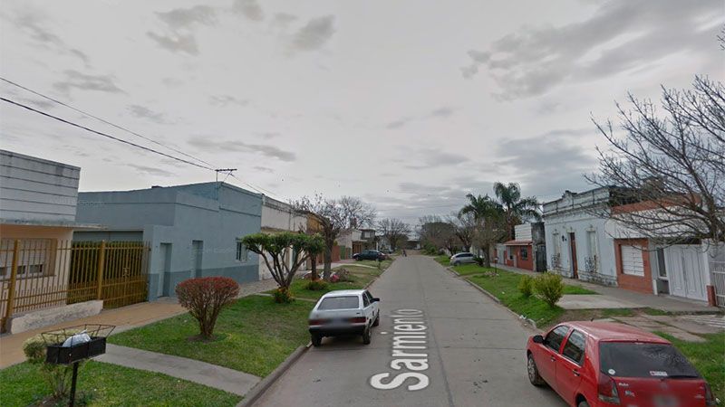 Despertó y se encontró con un hombre borracho durmiendo en su sillón