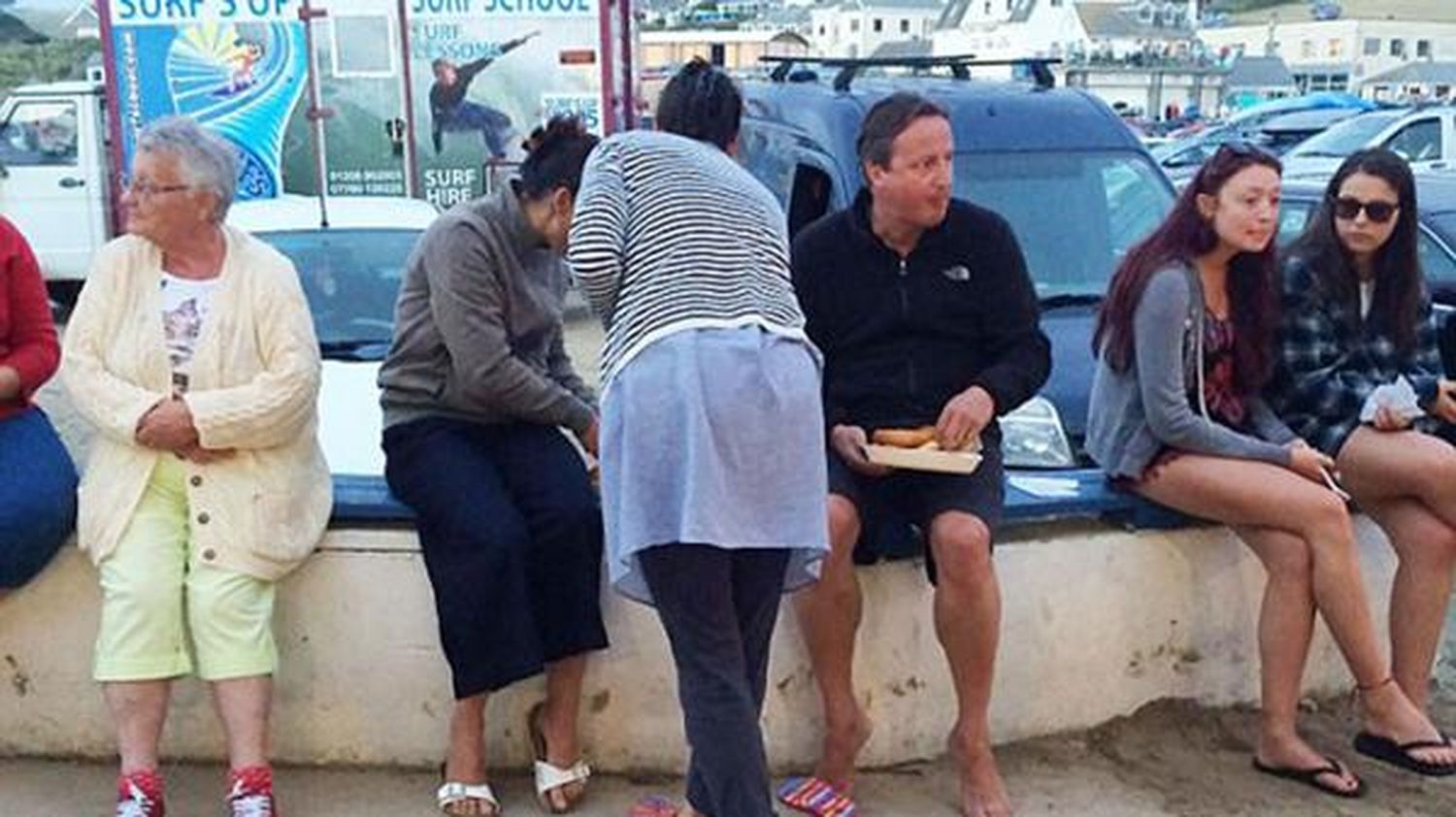 La demoledora foto que muestra la soledad del poder