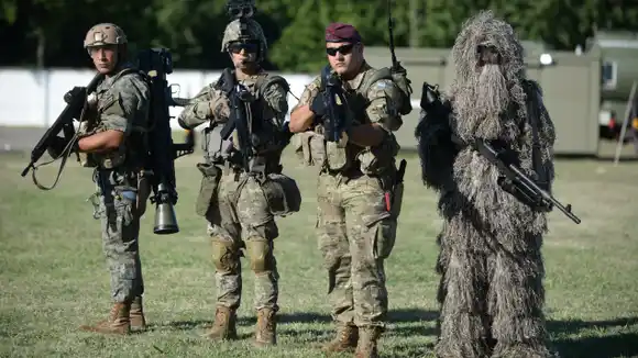 Milei firmó un DNU y Mar del Plata será sede de ejercicios militares con EE.UU.