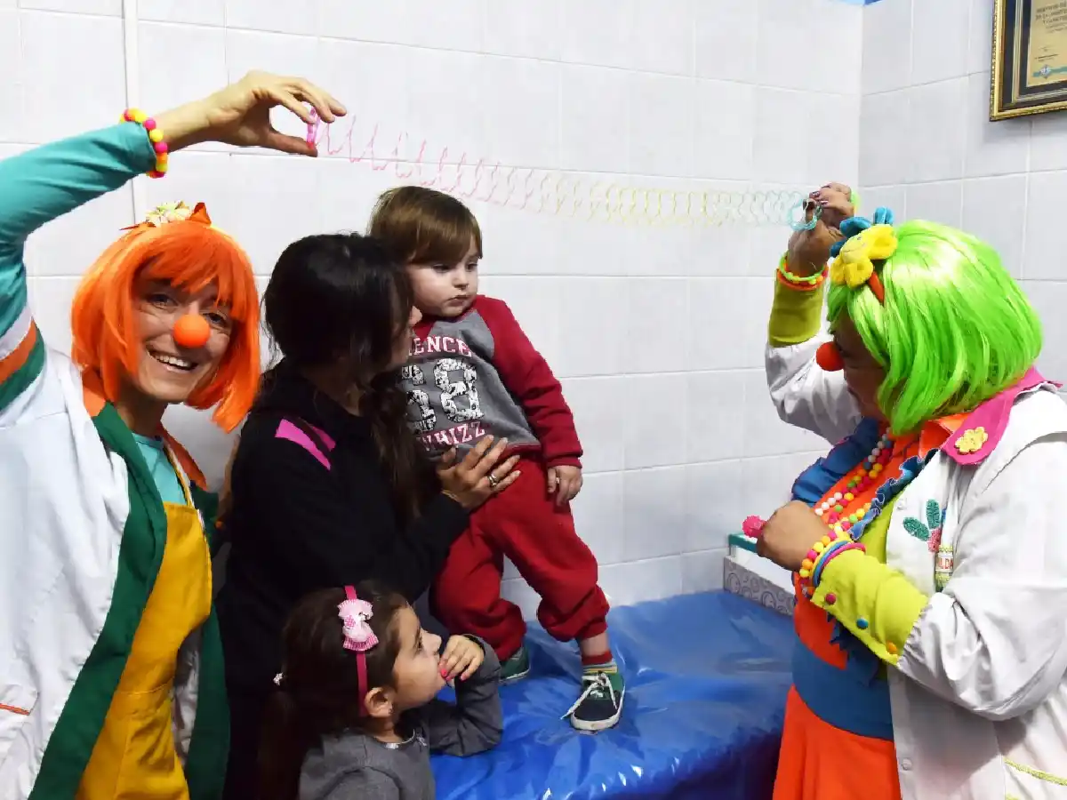  "La Noche de las Vacunas": gran concurrencia a pesar de la lluvia