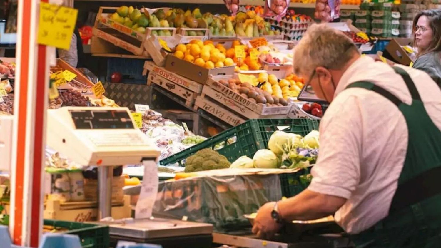 España se encamina a la mayor devaluación de sus salarios en casi 40 años