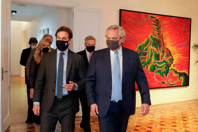 Argentina y Uruguay acordaron buscar financiación para construir un nuevo puente 