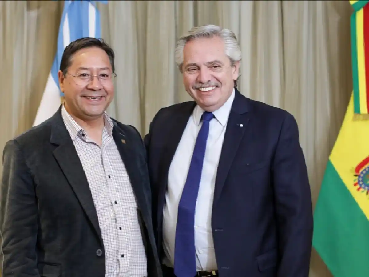 Alberto Fernández participa de la ceremonia de asunción del nuevo presidente de Colombia
