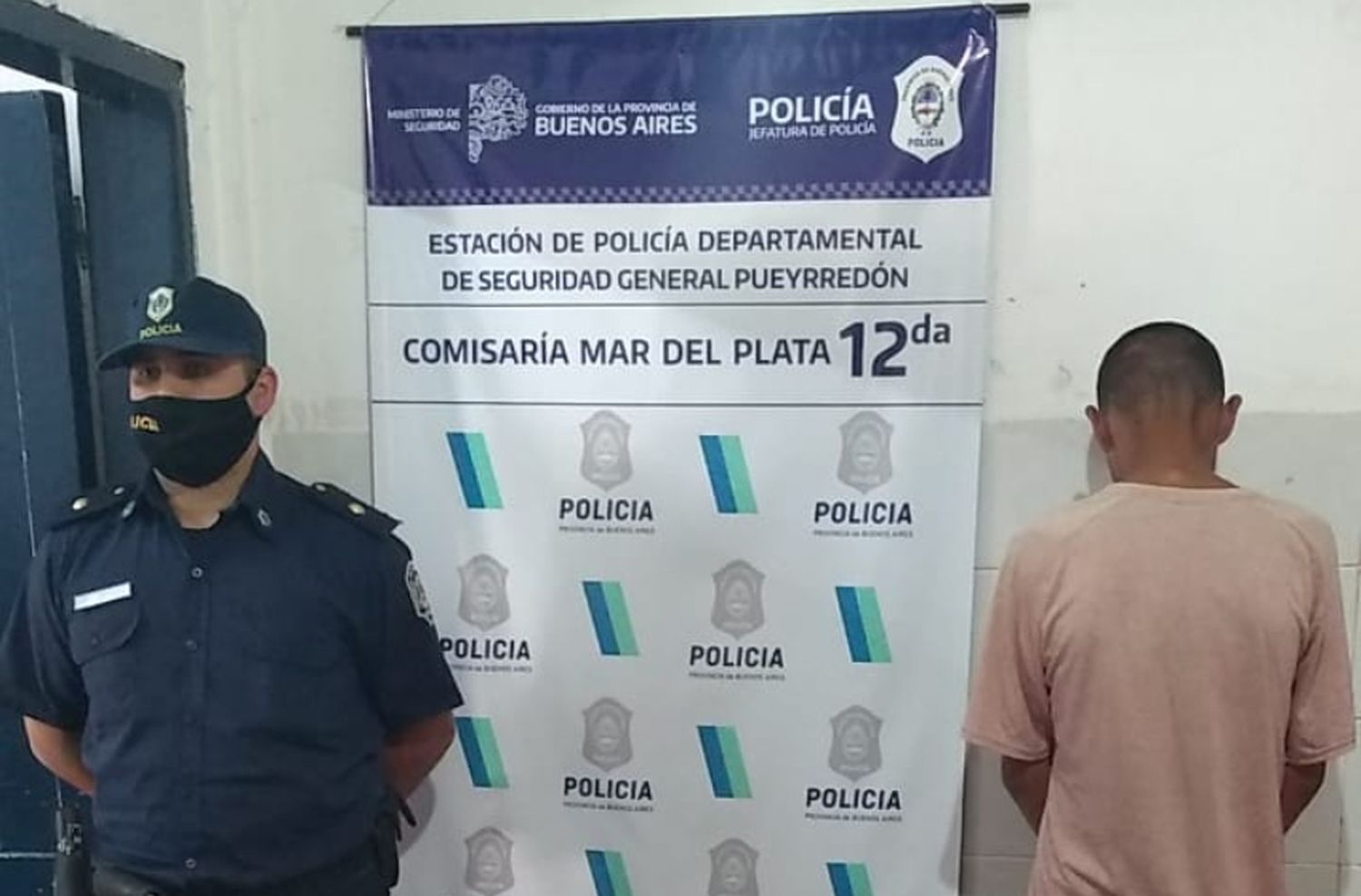 Detuvieron a un hombre que asaltó armado a un remisero