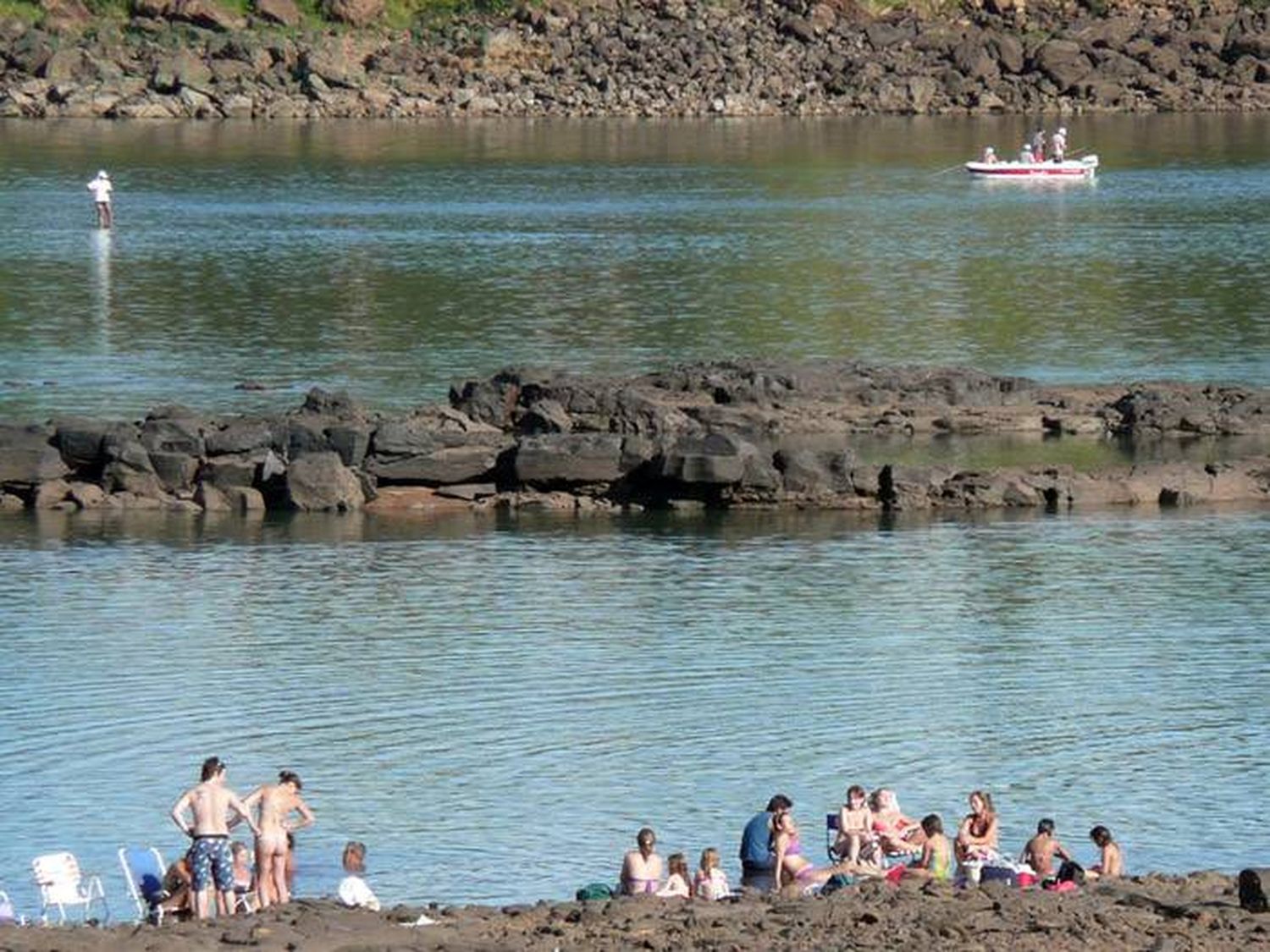 Tras un rescate en playa Nébel  solicitan respeto a las normas