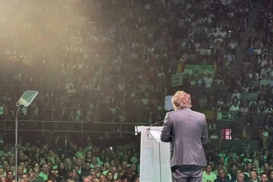 España llamó a consultas a su embajadora en Buenos Aires luego de que Milei tratara de "corrupta" a la esposa de Pedro Sánchez