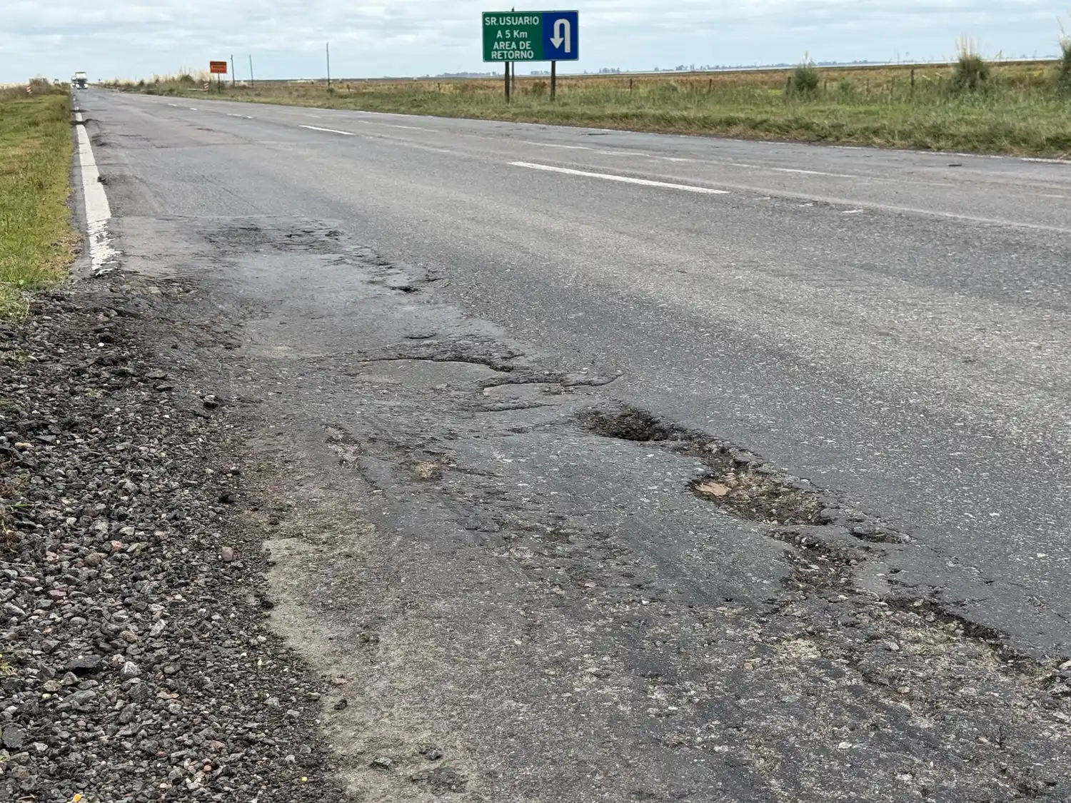 La Ruta 7 en pésimo estado.