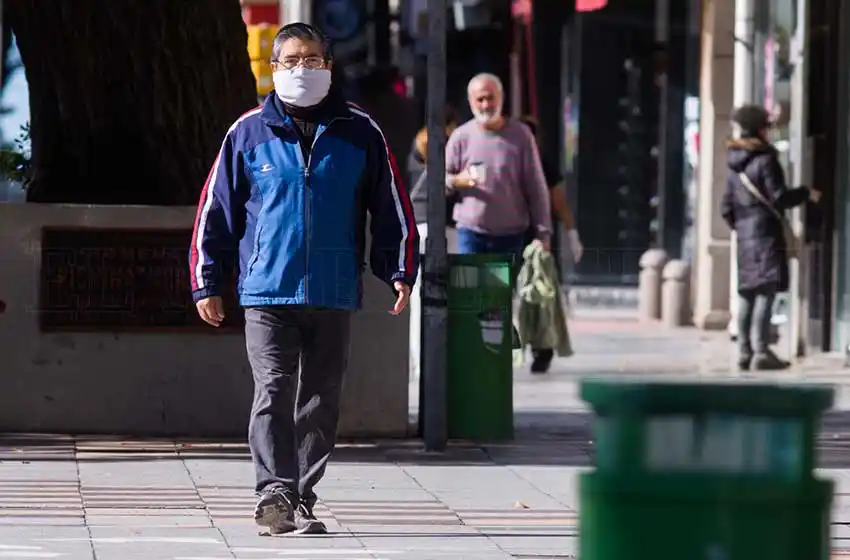 Casi 113 mil personas esperan la segunda dosis en Mar del Plata