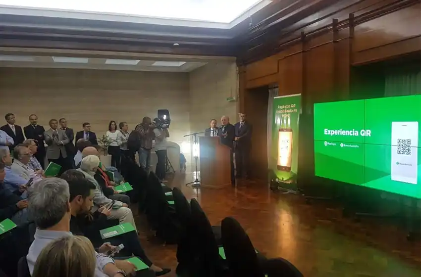 El Banco de Santa Fe lanzó un sistema para pagar cuentas con el celular