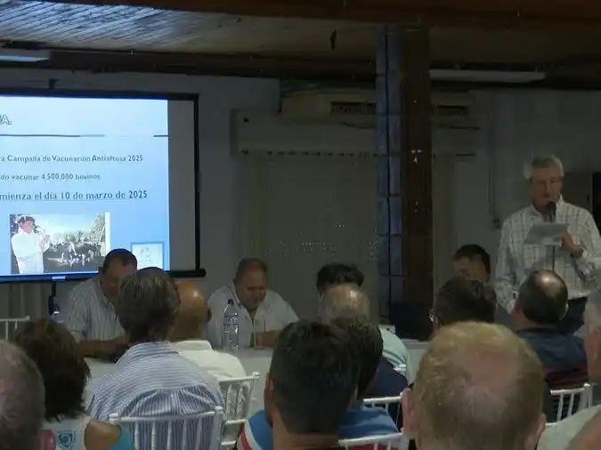Comienza la primera campaña de vacunación contra la fiebre aftosa y la
brucelosis en Entre Ríos