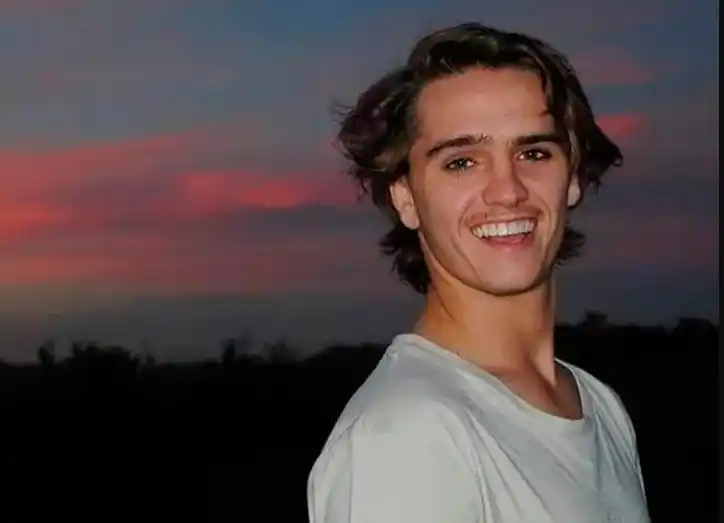 Joven manejó borracho, chocó y mató a dos amigos: no tenía licencia