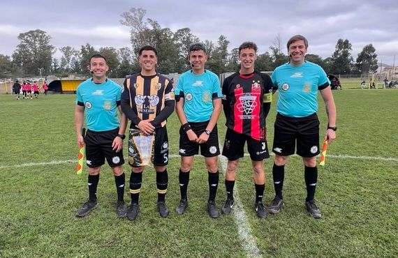 Sarmiento se mantuvo en la punta con un empate