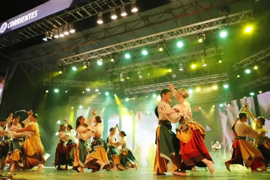 “Santa Fe en tu Corazón” participó de la Fiesta Nacional del Chamamé en Corrientes