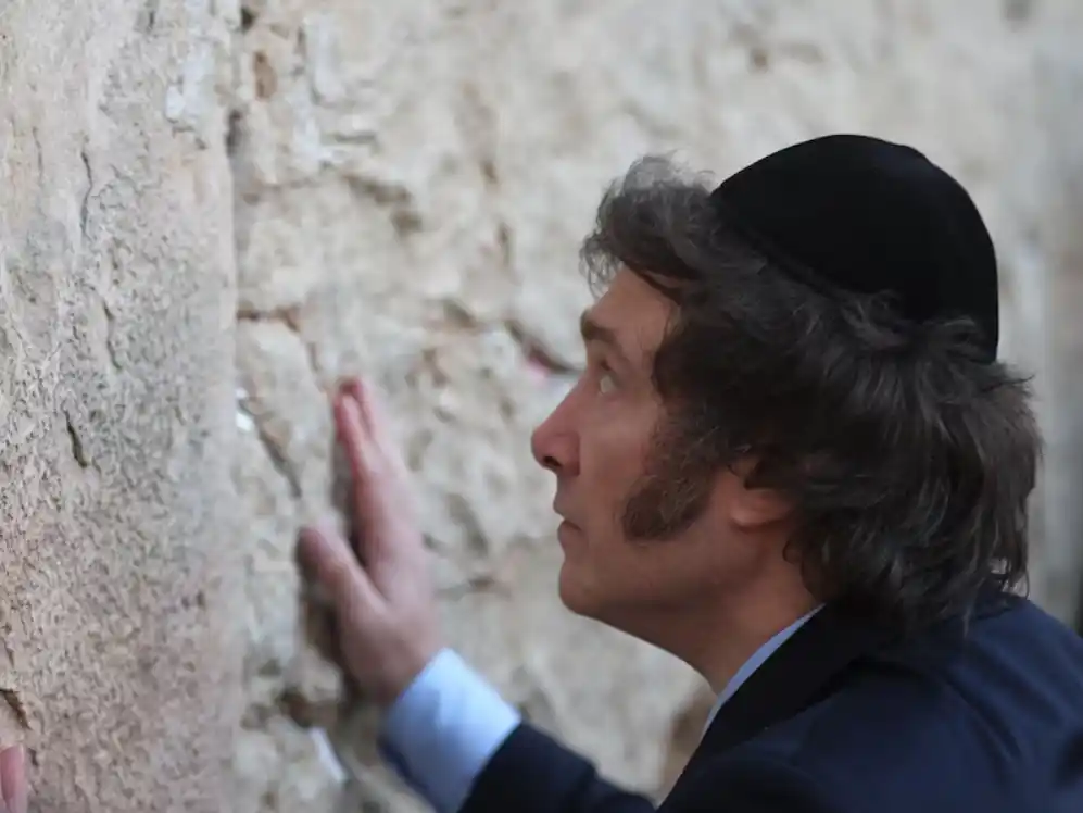 Milei visitó el Muro de los Lamentos: “Quiero que sepan que mi respaldo a Israel es de corazón"