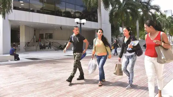 Volver a Venezuela no es una opción para estudiantes en EE.UU.