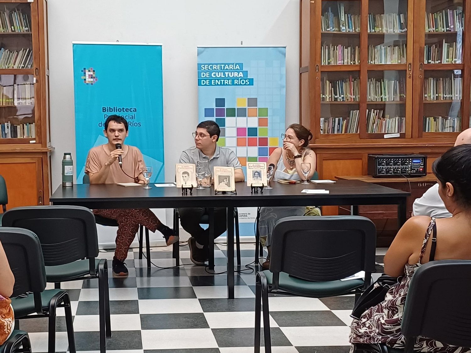 Se iniciaron los encuentros de lectura de La novela entrerriana en la Biblioteca Provincial