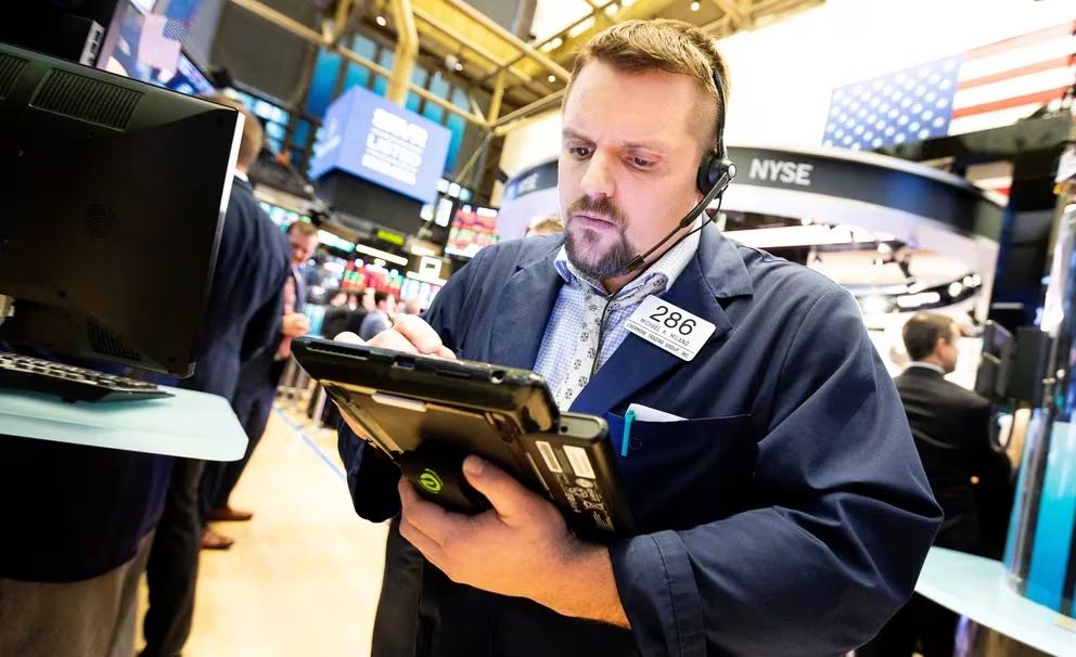 Los activos argentinos operaron volátiles en Wall Street este lunes.