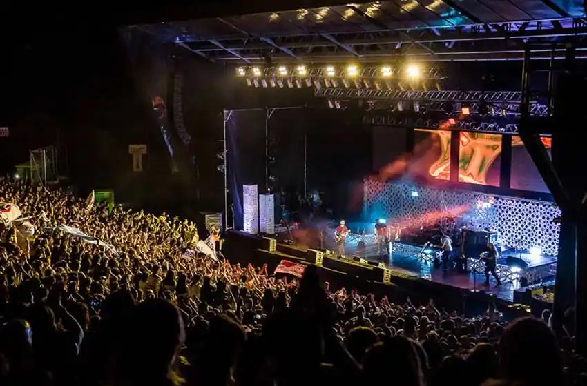 Las Pastillas del Abuelo regresó a Rosario con un Anfiteatro colmado de fanáticos