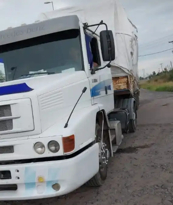 Intensa búsqueda y operativo para dar con tres camiones robados esta madrugada