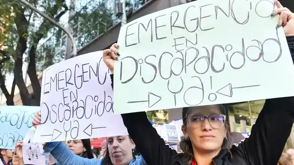 Caminarán hasta Casa Rosada para exigir respuestas por la emergencia en discapacidad