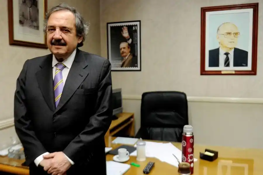 Ricardo Alfonsín: "Nosotros no somos una colonia de Estados Unidos aunque el Presidente  se comporte como si lo fuéramos