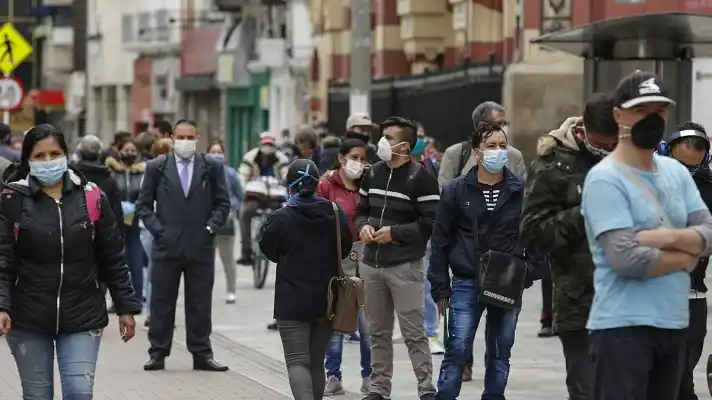 ¡TEMOR EN BOGOTÁ! Expertos alertan por tercer pico de contagios de COVID-19