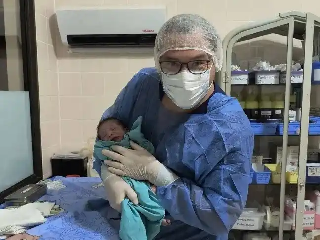 Los primeros entrerrianos de 2026 llegaron en Nogoyá, Paraná, Chajarí y Gualeguaychú