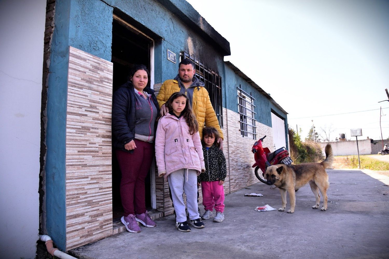 El dolor de una familia que perdió todo en un incendio y necesita ayuda.