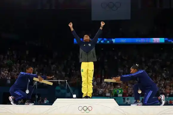 El gran gesto de Simone Biles luego de que Rebeca Andrade se quedara con el oro