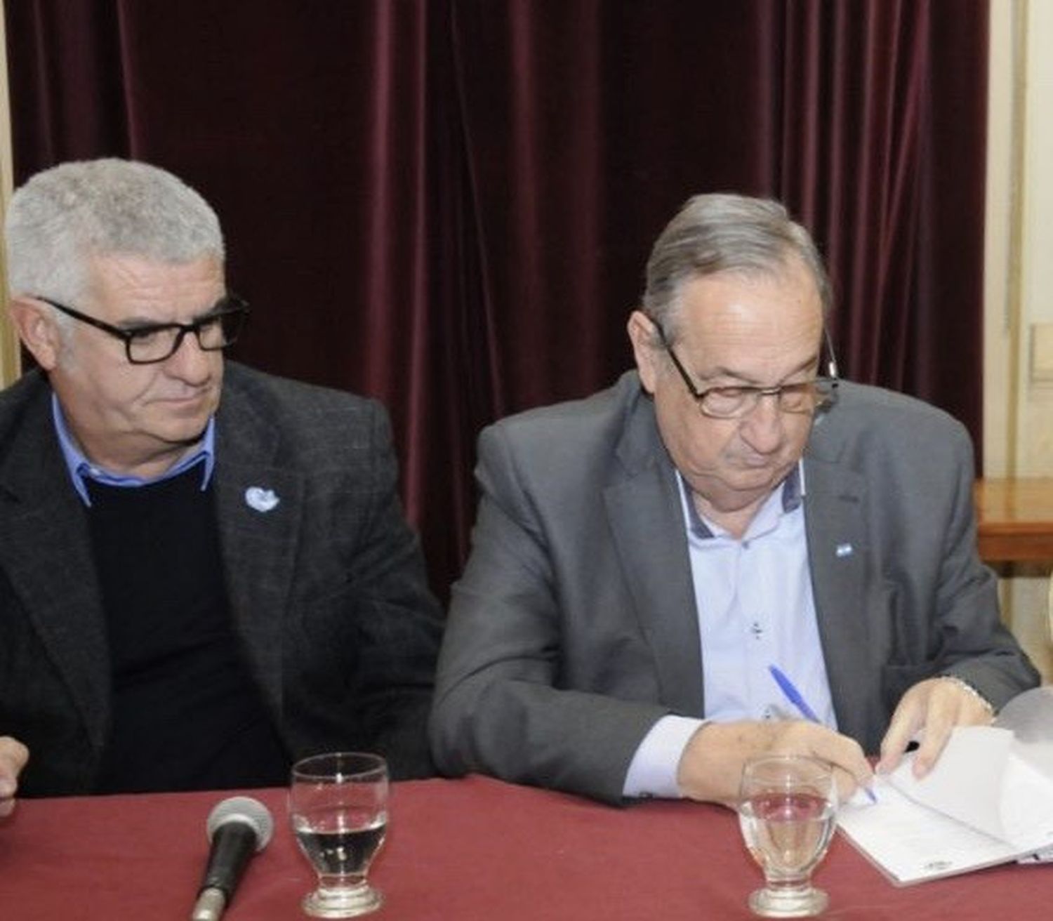 "Al intendente le dijeron rebelde por hacer un pedido en defensa de sus vecinos"