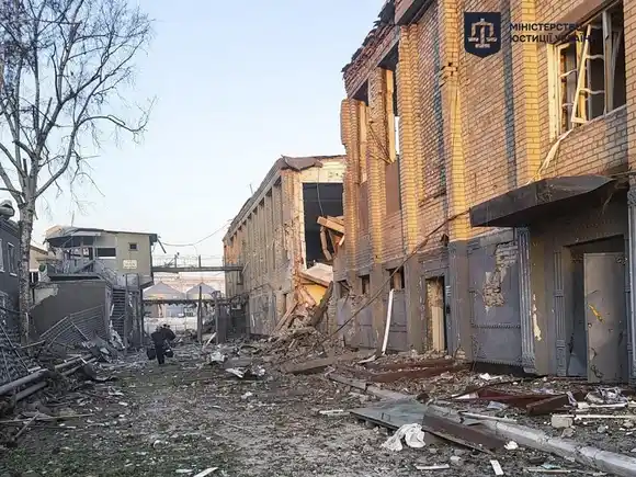 Mueren 17 presos tras ataque ruso contra una cárcel en  Zaporiyia