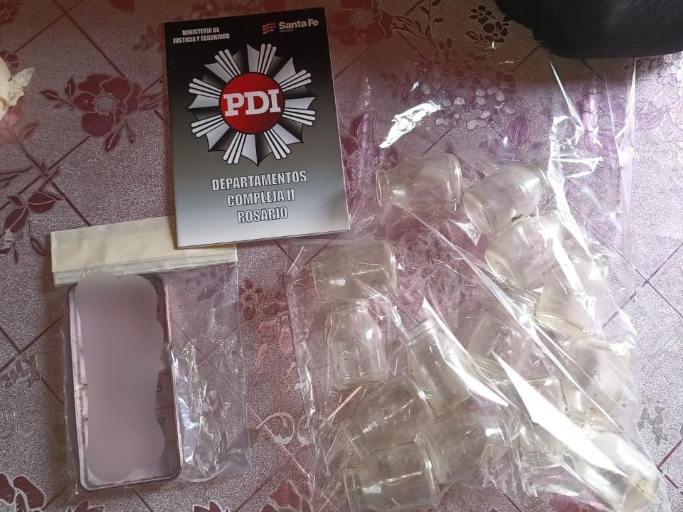 Detuvieron a dos sospechosos por venta de drogas en la zona oeste.