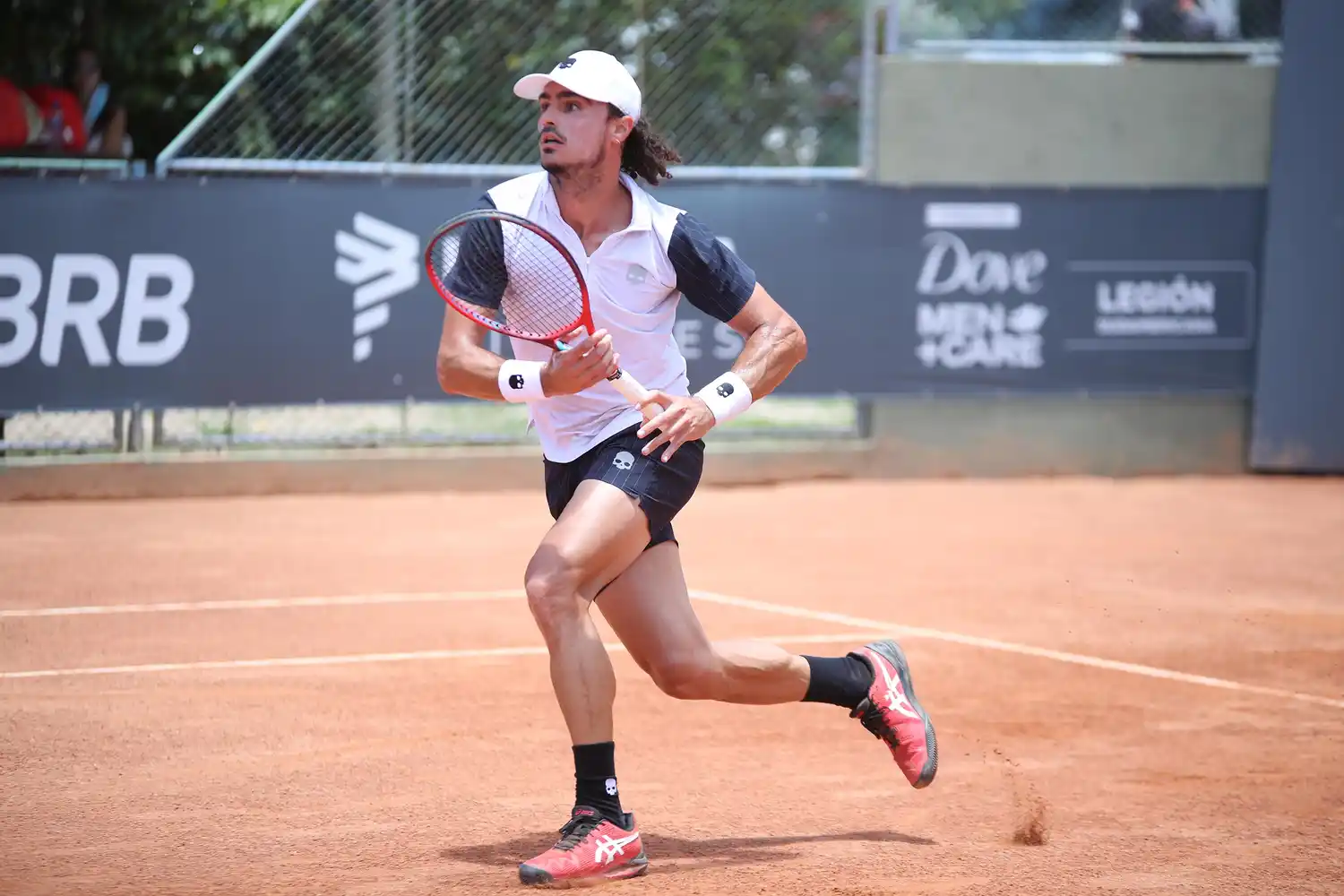Collarini avanzó a octavos