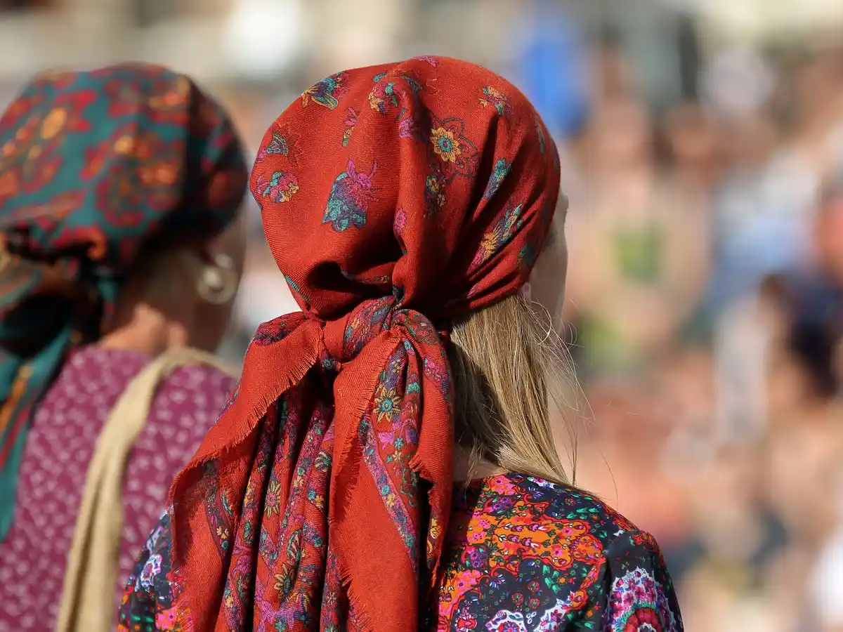 Investigan el asalto y secuestro de mujer de la comunidad gitana