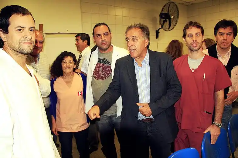 Pitrola criticó a Scioli por su política de salud pública
