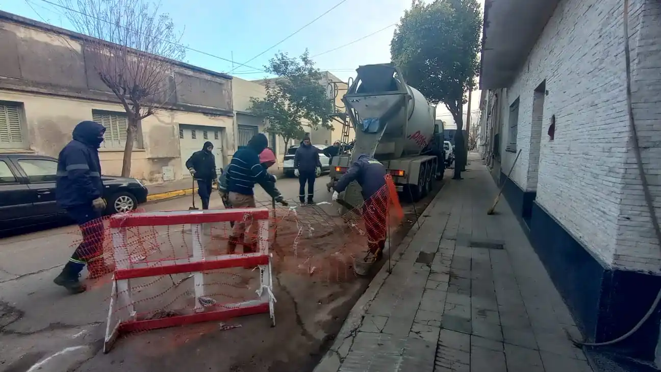 Bacheo en Gualeguaychú: ¿Cuáles son las 23 calles que están afectadas al tránsito esta semana?