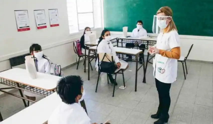 Con el desafío de la “revinculación y sostener trayectorias”, inician las clases en 22 provincias