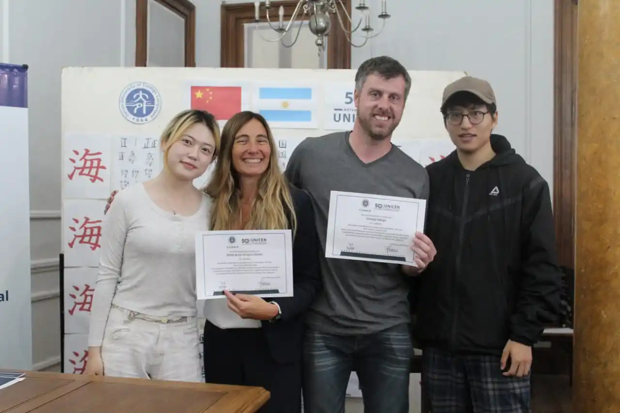 chinos en tandil unicen 02-11-24 - 1