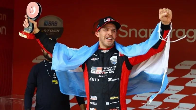 Matías Rossi se bañó de gloria por segunda vez en el Stock Car brasileño
