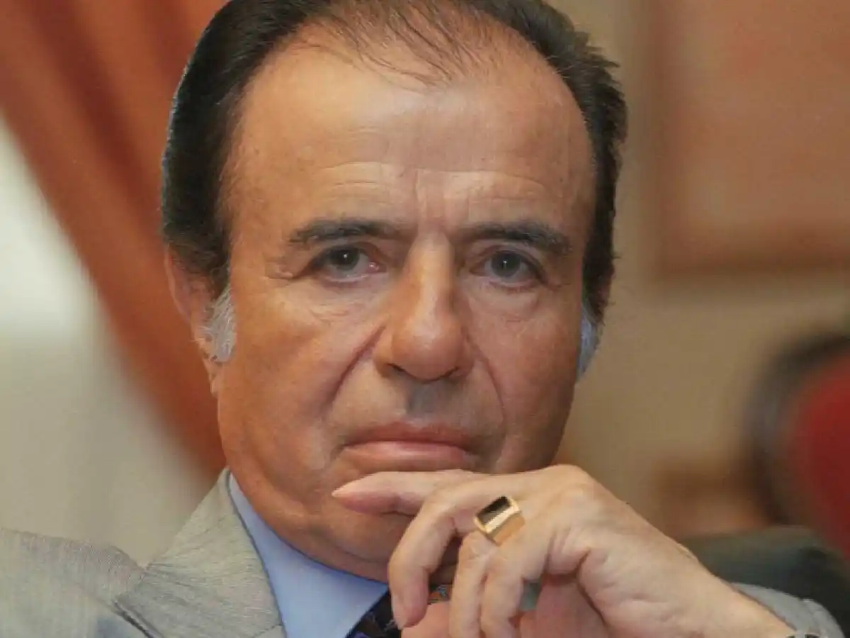 Investigan el robo del histórico anillo que Menem usó durante su presidencia