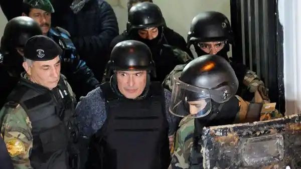 Tras el escándalo de los bolsos, echaron a José López del Parlasur