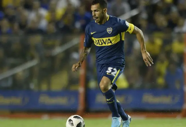 Guillermo confirmó que Tevez irá al banco ante Palmeiras