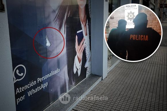 Ataque de furia a metros de Jefatura: rompió un móvil policial y la vidriera de un comercio con un adoquín