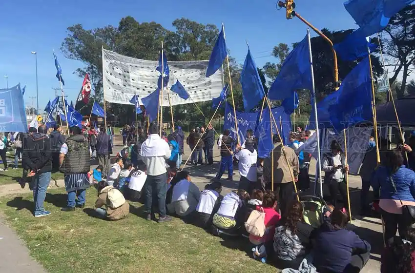 Corte en ruta 88: "Hay que mostrar todo el descontento de la crisis"
