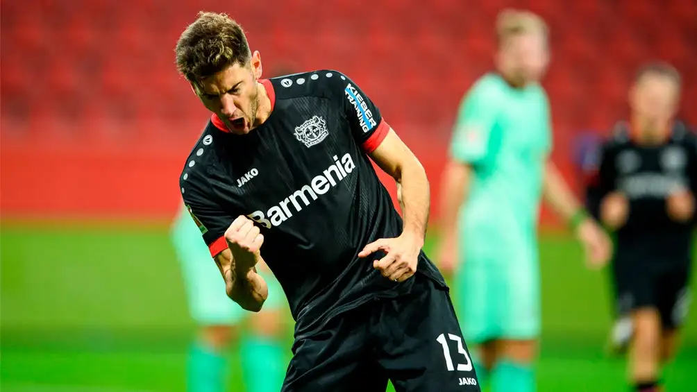 Alario marcó un gol en la victoria del Bayer Leverkusen