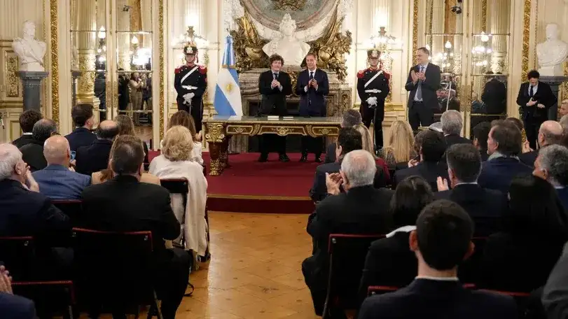 Santilli juró como jefe de Gabinete.