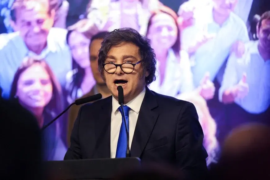 El presidente recibe a legisladores de LLA