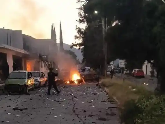 Un estallido infernal en una noche silenciosa y fría