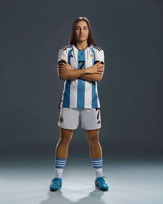 Romina Núñez posó para la imagen oficial
