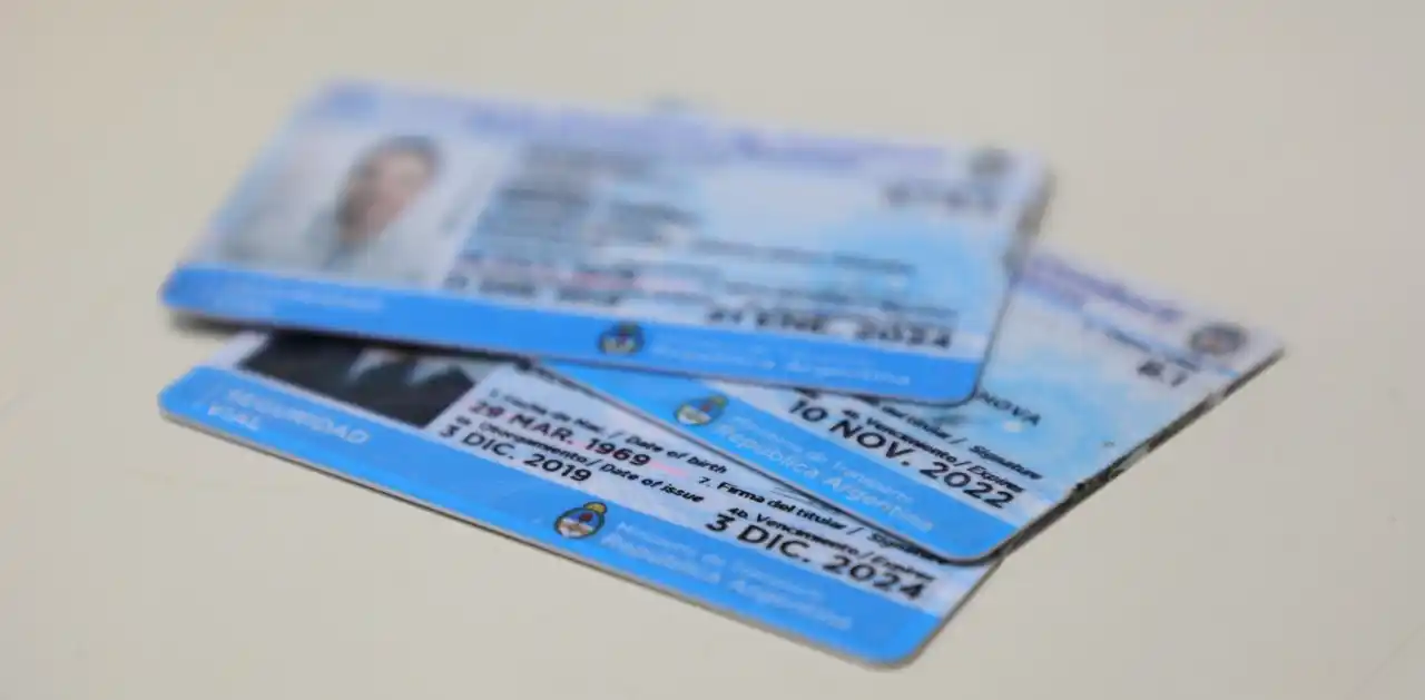 Otorgan licencias de conducir provisorias a deudores alimentarios